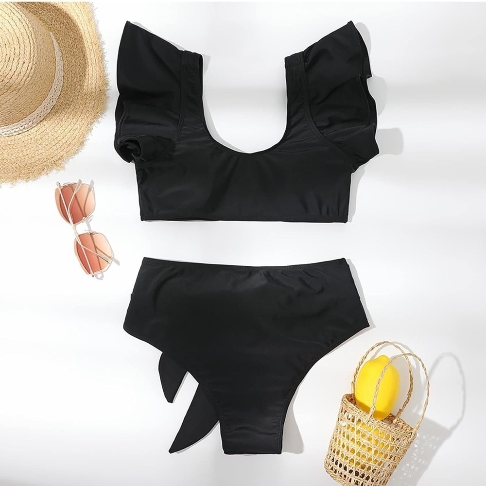 Elegant Black Ruffle Bikini Set - Picture 3 of 3